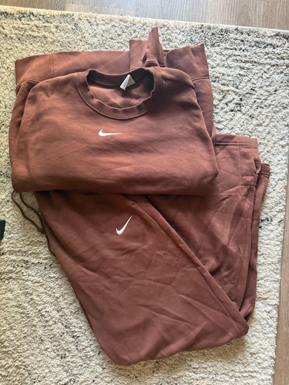 Nike Brown Crewneck Sweatshirt with Black Swoosh Tag